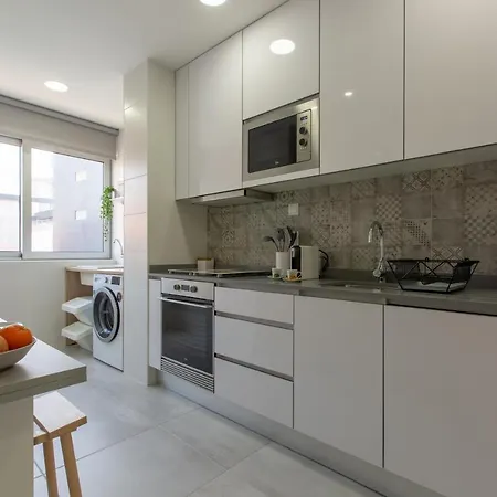 Apartman Trindade Family W/ Parking Place Porto