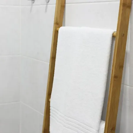 Trindade Family W/ Parking Place Apartman *