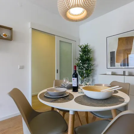 Apartman Trindade Family W/ Parking Place Porto