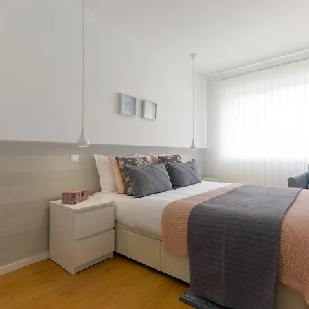 Trindade Family W/ Parking Place