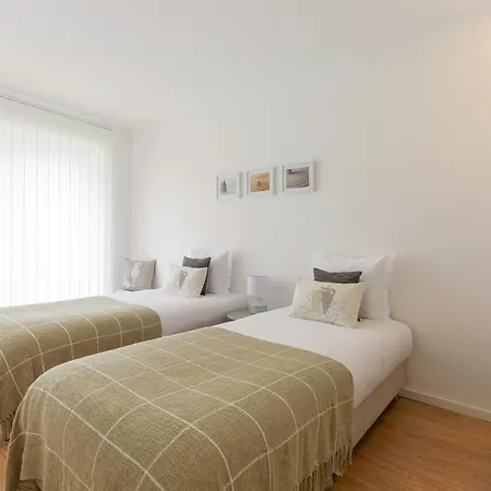 Trindade Family W/ Parking Place