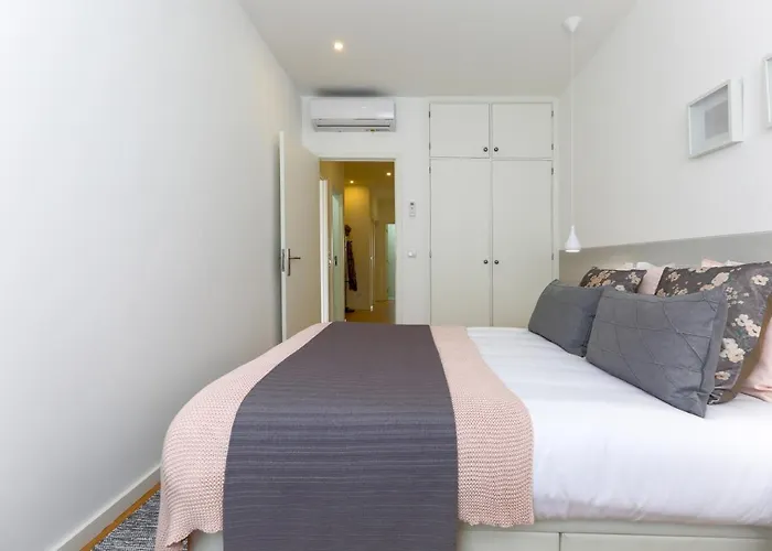 Trindade Family W/ Parking Place Appartement *